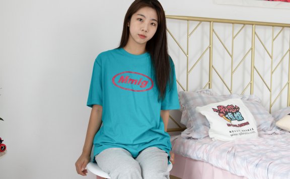 资讯|物恋传媒 – NO.508期 《心心》 板鞋，白棉袜，裸足