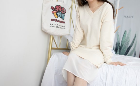 资讯|物恋传媒 – NO.712期 《笑笑》 高跟鞋,肉丝