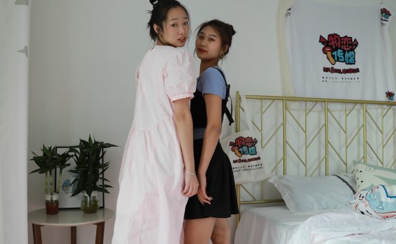 资讯|物恋传媒 – NO.778期 《闺蜜》 白棉袜，白船袜，裸足