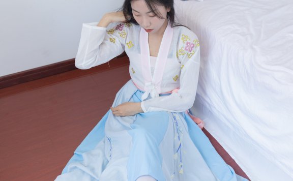资讯|物恋传媒 – NO.856期 《elise》 汉服，NB运动鞋，白棉袜，白丝