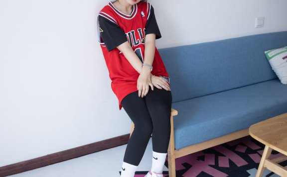 资讯|物恋传媒 – NO.930期 《美琪》 运动鞋，白棉袜，肉丝