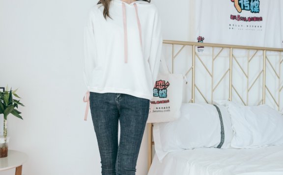 资讯|物恋传媒 – NO.1037期 《小鹿》 高跟鞋，高跟凉鞋，肉丝，裸足