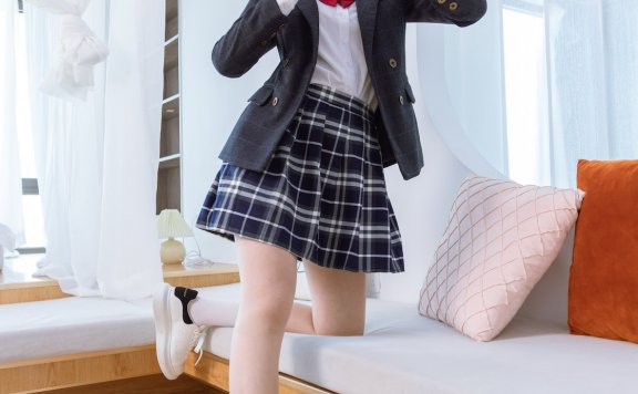 资讯|物恋传媒 – NO.1100期 《小敏》 学院风制服，麦昆板鞋，白色天鹅绒袜，肉丝[脚尖加固款]