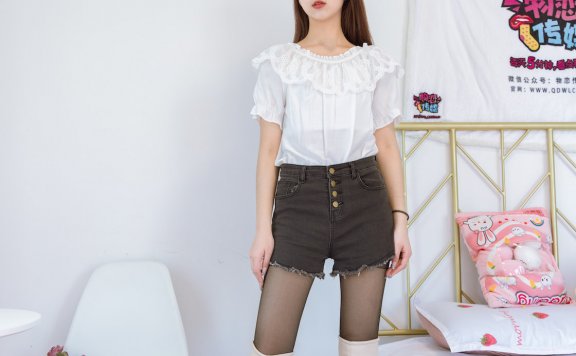 资讯|物恋传媒 – NO.1094期 《心心》 高跟长靴，黑丝[脚尖微加固款]