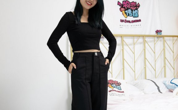 资讯|物恋传媒 – NO.1286期 《雅梦》 板鞋，白棉袜，裸足