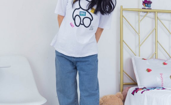 资讯|物恋传媒 – NO.1343期 《小竹》 贝壳头板鞋,白色船袜,肚子疼揉肚子剧情