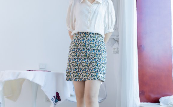 资讯|物恋传媒 – NO.1751期 《桐桐》 三双高跟鞋，肉丝[脚尖微加固款]，裸足