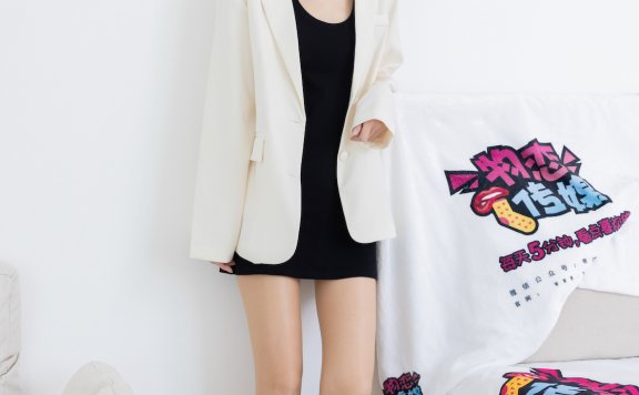 资讯|物恋传媒 – NO.1805期 《菜菜》 两双平底鞋，厚肉丝，油亮肉丝[脚尖透明款]，胶带绑脚踝挠脚心剧情