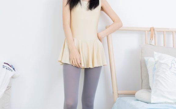 资讯|物恋传媒 – NO.1823期 《菜菜》 白布鞋，厚灰丝，厚肉丝，黑丝[脚尖加固款]，舞蹈服