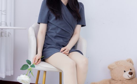 资讯|物恋传媒 – NO.1858期 《青柠》 平底鞋,厚肉丝,裸足