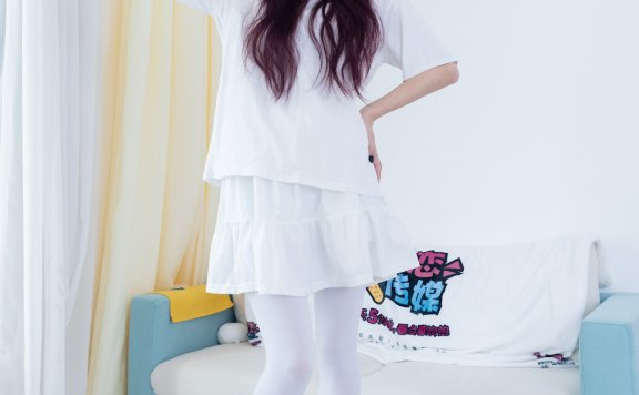 资讯|物恋传媒 – NO.1892期 《茯苓》 高跟凉鞋，厚白丝