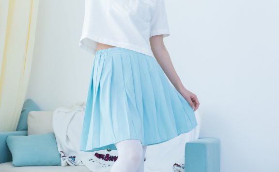 资讯|物恋传媒 – NO.1909期 《茯苓》 运动鞋,厚白丝