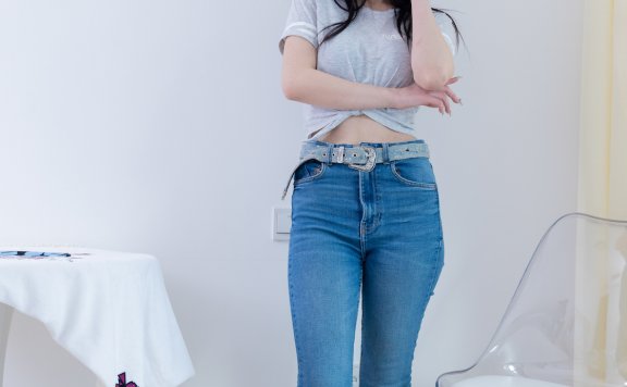 资讯|物恋传媒 – NO.1928期 《川川》 板鞋,白棉袜,裸足