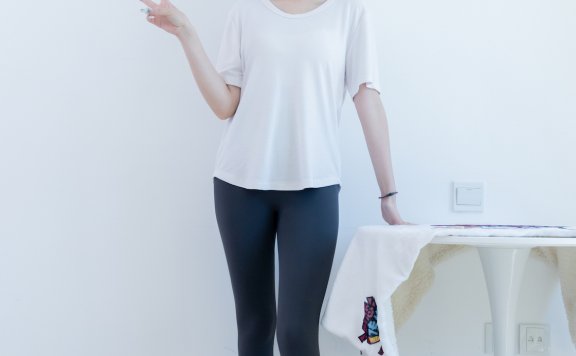 资讯|物恋传媒 – NO.1985期 《恬恬》 运动鞋,自然穿脏白棉袜,裸足[黑色美甲,物恋传媒摄影作品,物恋摄影映画摄影