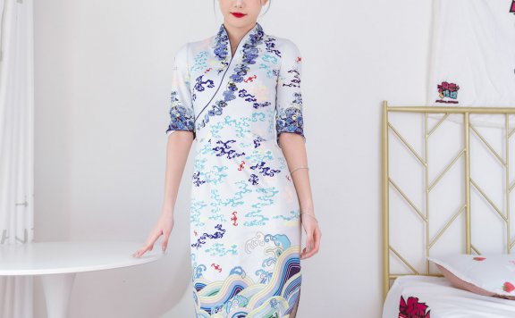 资讯|物恋传媒 – NO.1153期 《小竹》 旗袍，三双高跟凉鞋，肉丝[脚尖透明款]，裸足