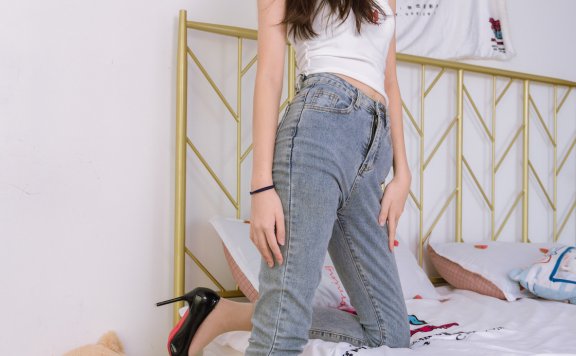 资讯|物恋传媒 – NO.1459期 《纤纤》 高跟鞋，肉丝[脚尖加固款]，牛仔裤里丝