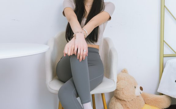 资讯|物恋传媒 – NO.1602期 《小竹》 板鞋，白丝[脚尖透明款]，裸足，裤里丝