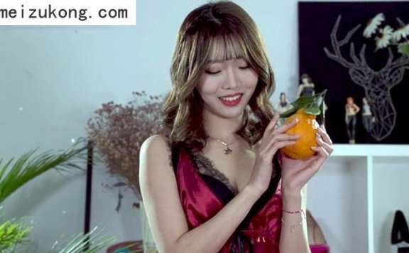 资讯|Ligui丽柜 – 2019.10.17 HD视频[果味丝莲] 钟情 [1V-370M]