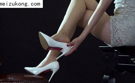 资讯|Ligui丽柜 – 2021.09.28 HD视频[美镜映玉足] 苏黎 [1V-217M]