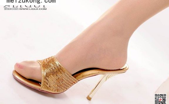 资讯|Ligui丽柜 – 2019.02.17 精品图集 [清纯肉丝小美女] 笑笑 [88p-34M]