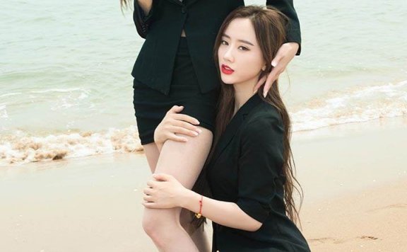 资讯|Ligui丽柜 – 2019.08.02 精品图集 [双生花の浪花丽人] 然然 [51p-26M]