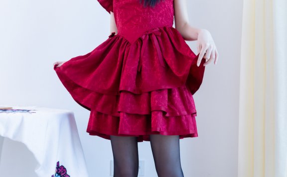 资讯|物恋传媒 – NO.2012期 《菜菜》 红色低跟鞋，黑丝[脚尖加固款]