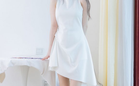 资讯|物恋传媒 – NO.2103期 《小酒》 高跟凉鞋，肉丝[脚尖加固款]，裸足，老头乐挠脚剧情，物恋传媒摄影作品