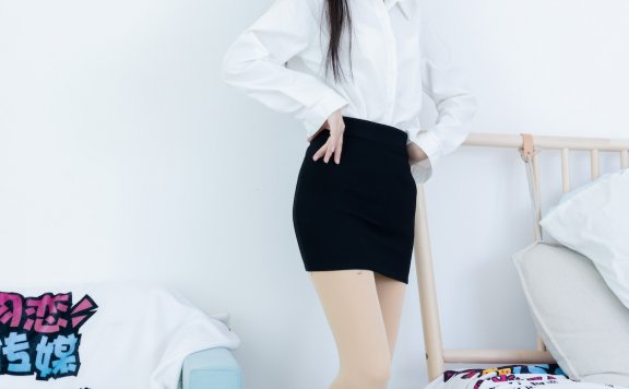 资讯|物恋传媒 – NO.2160期 《菜菜》 高跟鞋,板鞋,厚肉丝,物恋传媒,物恋摄影映画