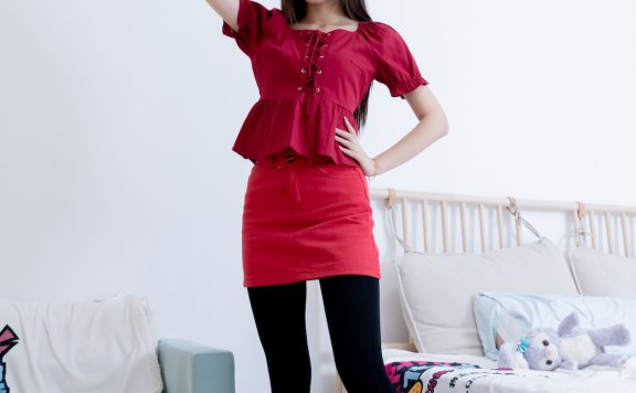 资讯|物恋传媒 – NO.2185期 《泡泡》 板鞋，黑色踩脚裤，自然穿脏白棉袜[很脏]，物恋传媒，物恋摄影映画