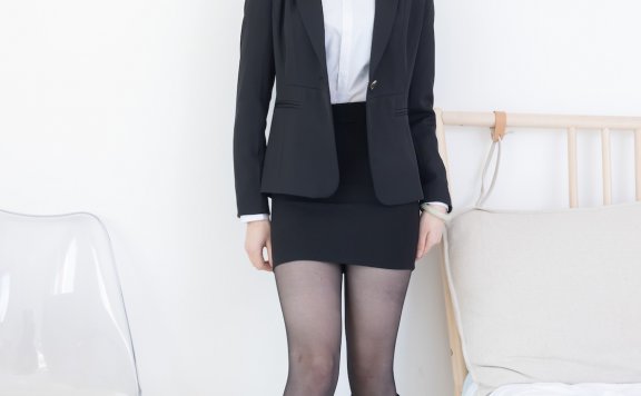 资讯|物恋传媒 – NO.2306期 《青柠》 高跟长靴，薄黑丝[脚尖加固款]，ol制服，物恋传媒，物恋摄影映画