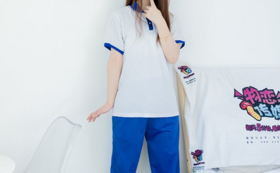 资讯|物恋传媒 – NO.2301期 《曲奇》 板鞋，白短棉袜，裸足，校服，物恋传媒，物恋摄影映画