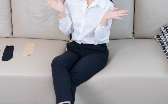 资讯|甜予摄影 – NO.238期 《贝壳》 黑色高跟鞋，黑色短丝袜[脚尖加固]，黑色短丝袜，肉色短丝袜[脚尖加固]，肉色短丝袜，裸足