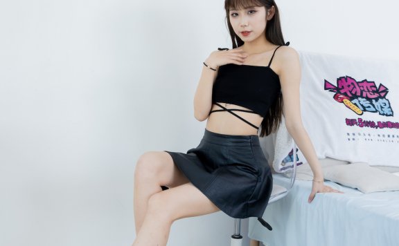 资讯|物恋传媒 – NO.2462期 《泡泡》 高跟凉鞋，薄黑丝[脚尖微加固款]，裸足，物恋传媒，物恋摄影映画