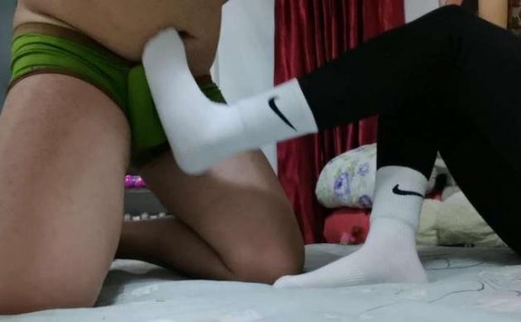 资讯|女王女主 《精品》贱货吐吐吐吐吐! [17分26秒]