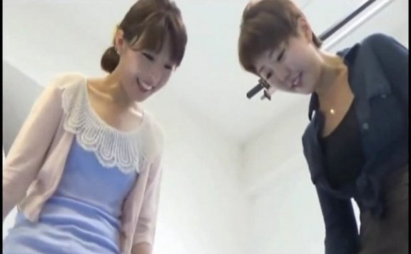 资讯|crush 两个日本美女一片欢声笑语的踩杀地狱 [9分14秒]