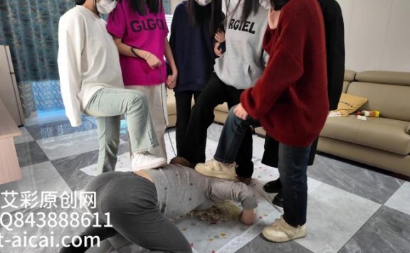 资讯|女王女主 『chnnsct1818』脏黑馒头混合圣水喂食贱狗 [48分56秒]