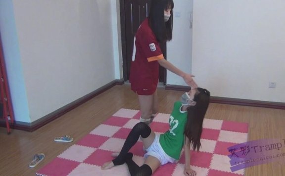 资讯|lulu&甜儿 ★lulu和甜儿★女女28-剧情片 造谣的下场 [48分56秒]