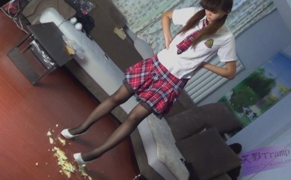 资讯|少女宿舍 《少女宿舍》丝丝制造原味面包口水喂服 [48分56秒]