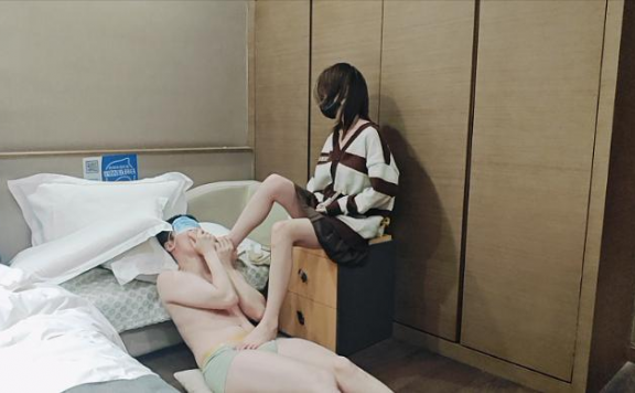 资讯|啦啦啦工作室 《啦啦啦》新开发的cos小姐姐超暴力踢裆 [17分26秒]