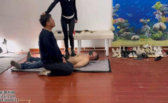 资讯|女王女主 靴子全程踩踏地毯不下来玩弄小奶狗 打哭了 [48分56秒]