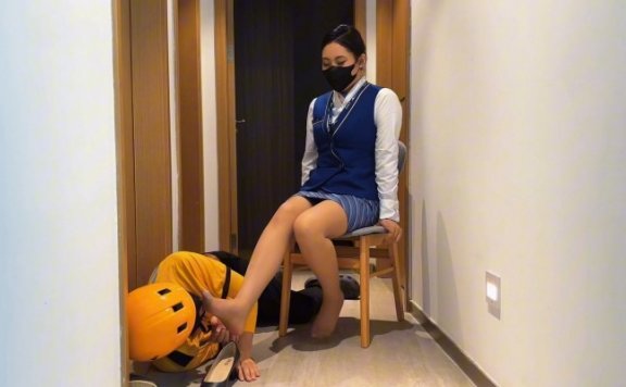 资讯|影视剧 《国产短剧》乘务长是女王3 [30分19秒]