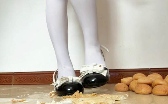 资讯|crush 魔女的惩罚 [9分43秒]