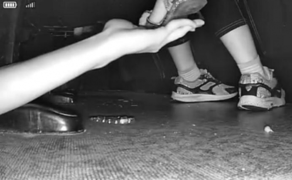 资讯|crush 《SYK无意识》多动童鞋+运动鞋踩手 [23分37秒]