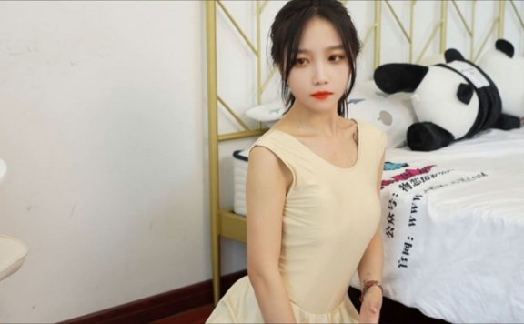 资讯|美足视频 舞蹈生展示丝袜美足 [8分11秒]