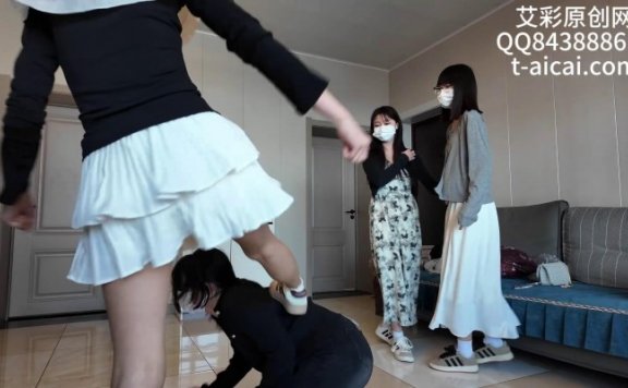 资讯|女王女主 『chnnsct1818』女m偷偷私信女生男友被发现 [48分56秒]