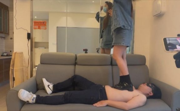 资讯|子怡工作室 《无双sama》小皮鞋踩踏踩裆 [48分56秒]