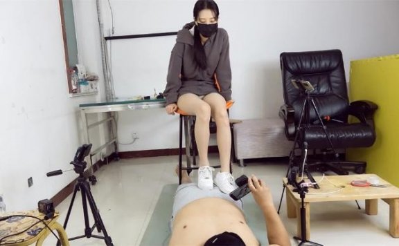 资讯|婧児小主 LCT333b 鞋踩裤吐榨废2F 晓G空军1号鞋 践踏羞辱M隶 全语言 [17分26秒]