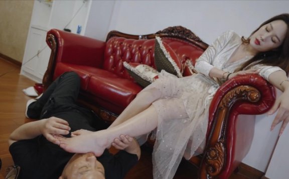 资讯|奴隶岛 『奴隶岛』—麦可颂鞋跟抽插吸脚趾 [48分56秒]