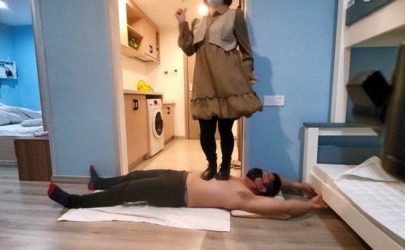 资讯|女王女主 《橘子粥》跳舞踩踏毯子几乎不下来 [48分56秒]