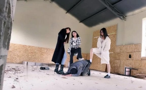 资讯|直播视频 《宸宸》三S废弃厂房-暴力踢踹/踩踏《双视角版》 [35分40秒]